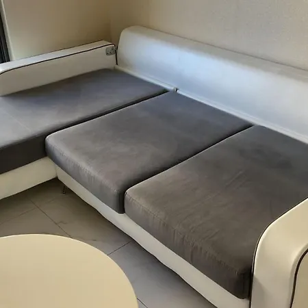 דירה Granada Residence, *